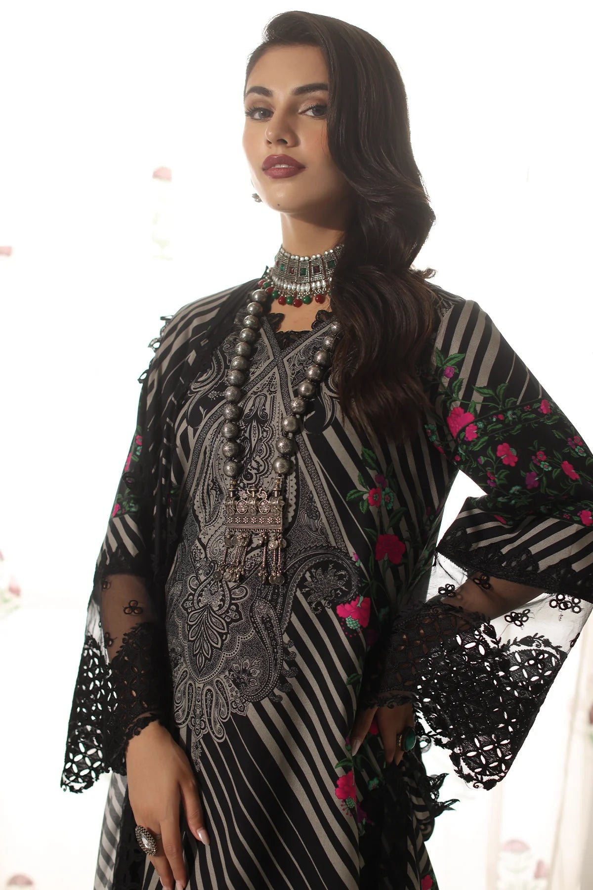 Pakistani Suits 3-Pc Embroidered Linen Shawl Suit Collection CVW4-05 Al Libaas