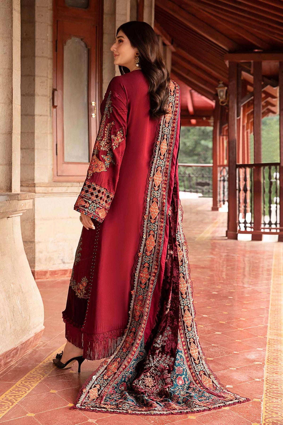 Pakistani Suits 3 Piece Unstitched Embroidered Twill Linen Suit | DL-1210 Al Libaas