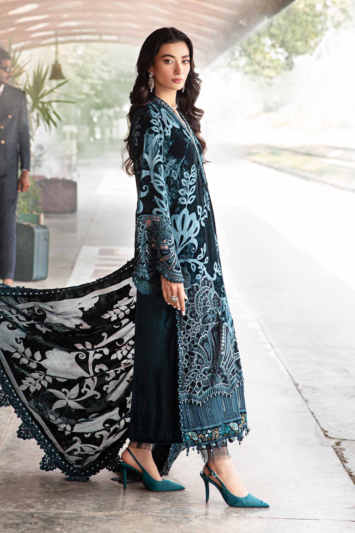 Pakistani Suits 3 Piece Unstitched Embroidered Palachi Suit | DL-1203 Al Libaas