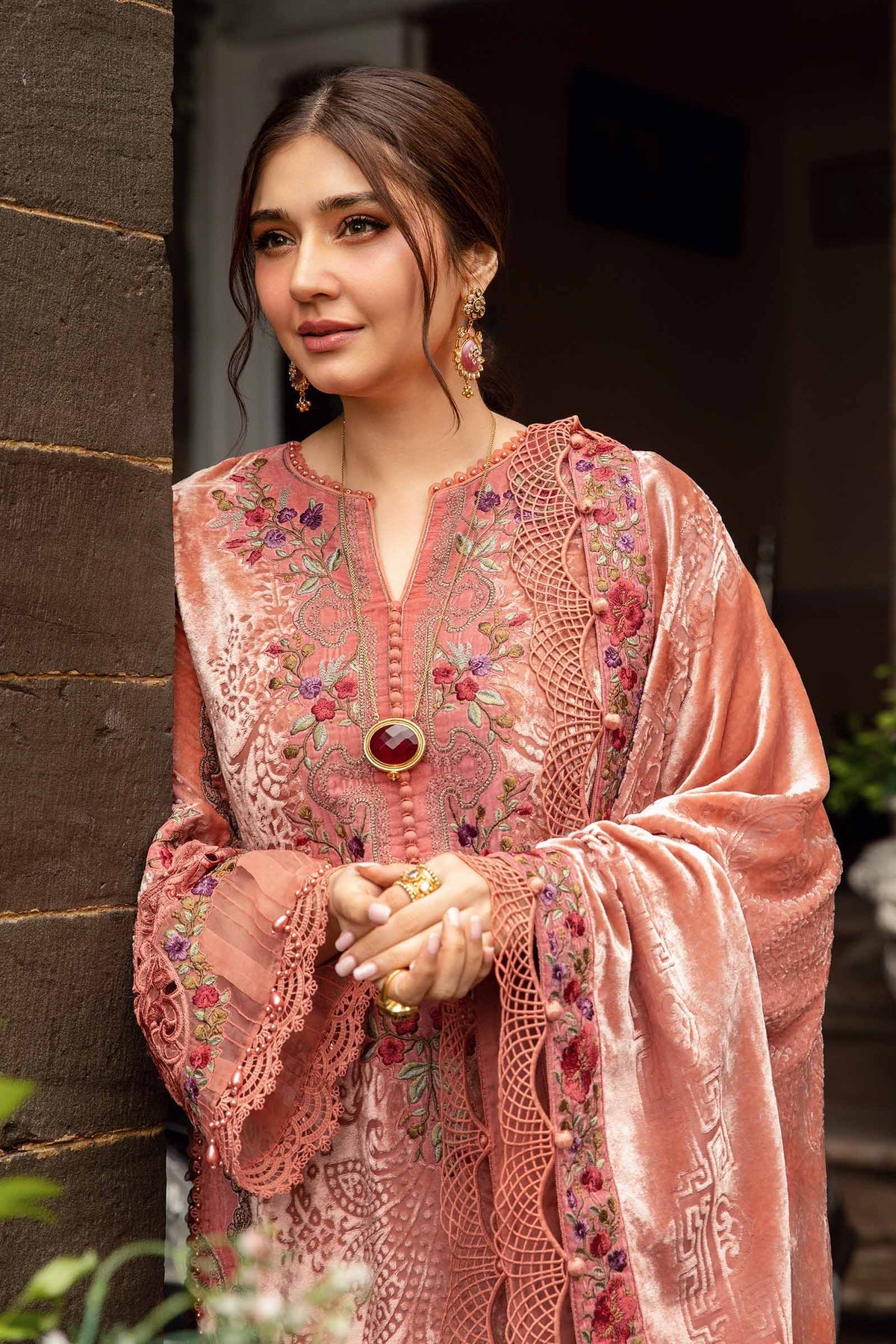 Pakistani Suits 3 Piece Unstitched Embroidered Palachi Suit | DL-1206 Al Libaas