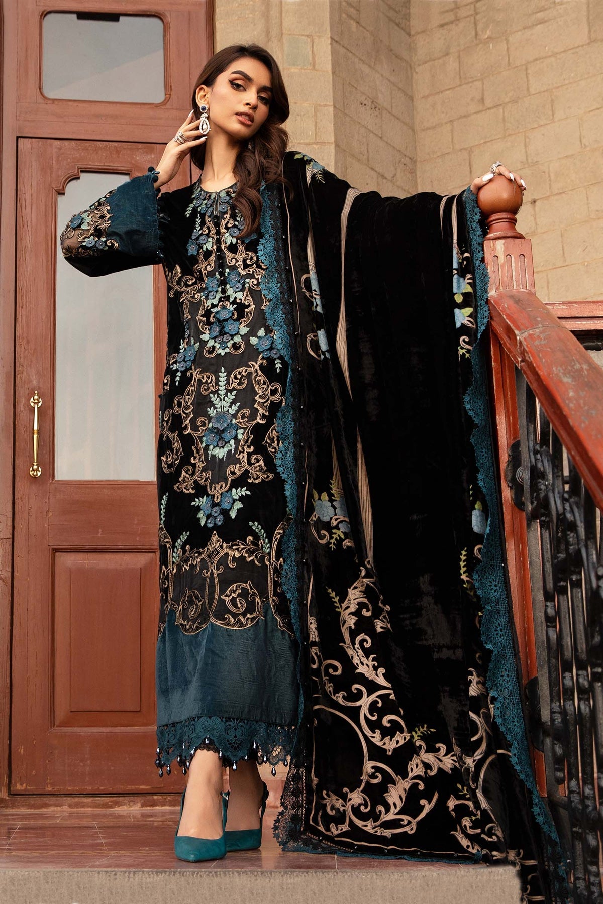 Pakistani Suits 3 Piece Unstitched Embroidered Velvet Suit | DL-1208 Al Libaas