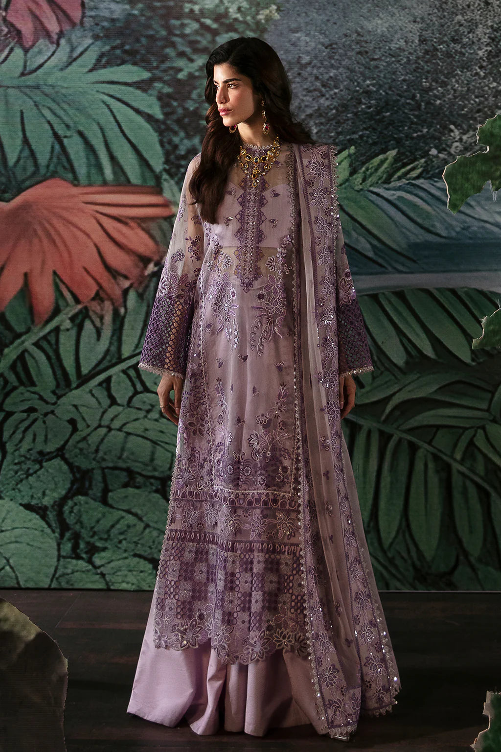 Pakistani Suits HELEN Al Libaas